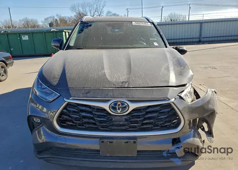 2020 Toyota Highlander Hybrid Xle z USA, uszkodzony, nr VIN 5TDGBRCH2LS502248